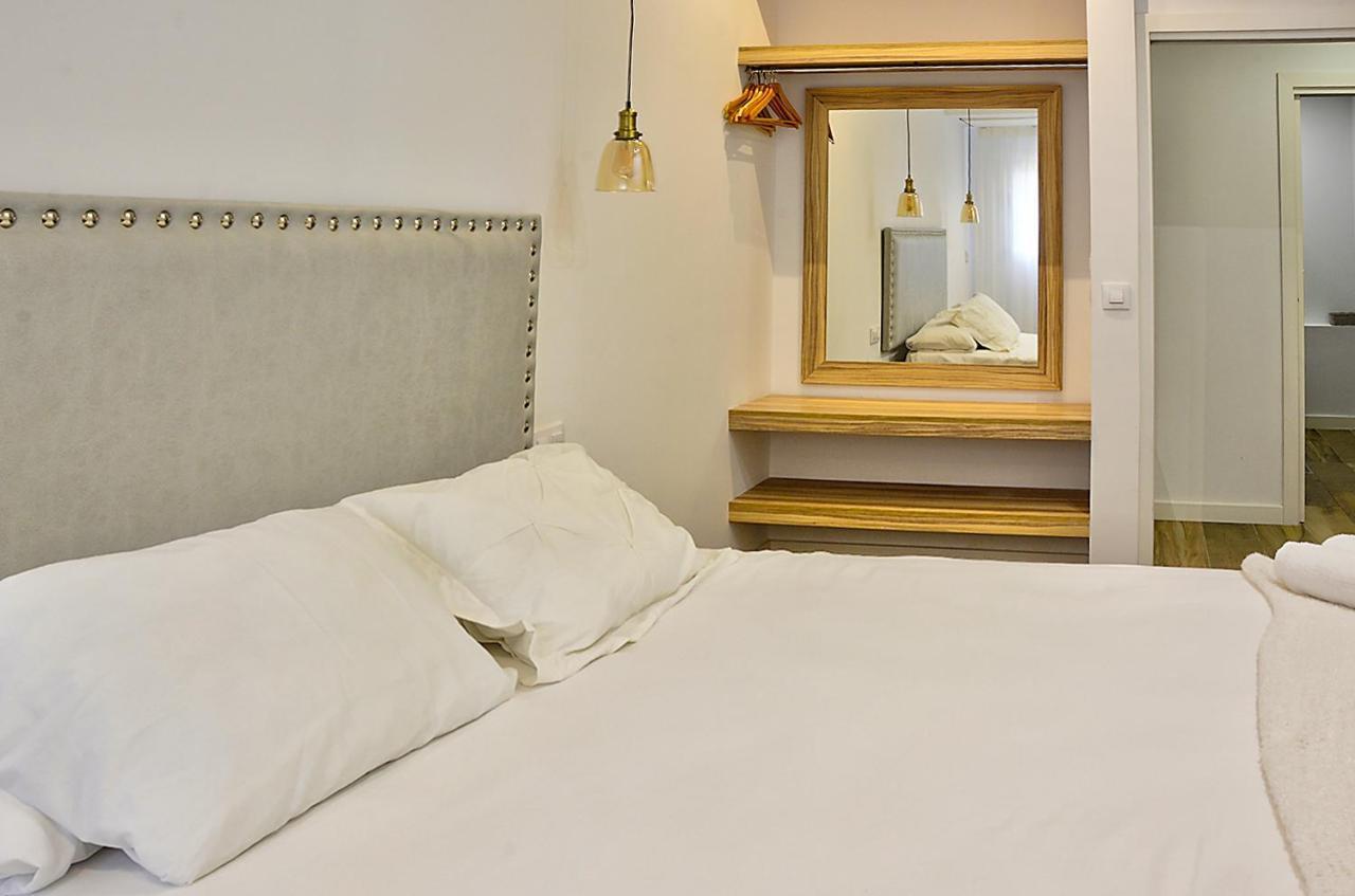 Apartsuite B&R Triana Arellano Sevilla Dış mekan fotoğraf